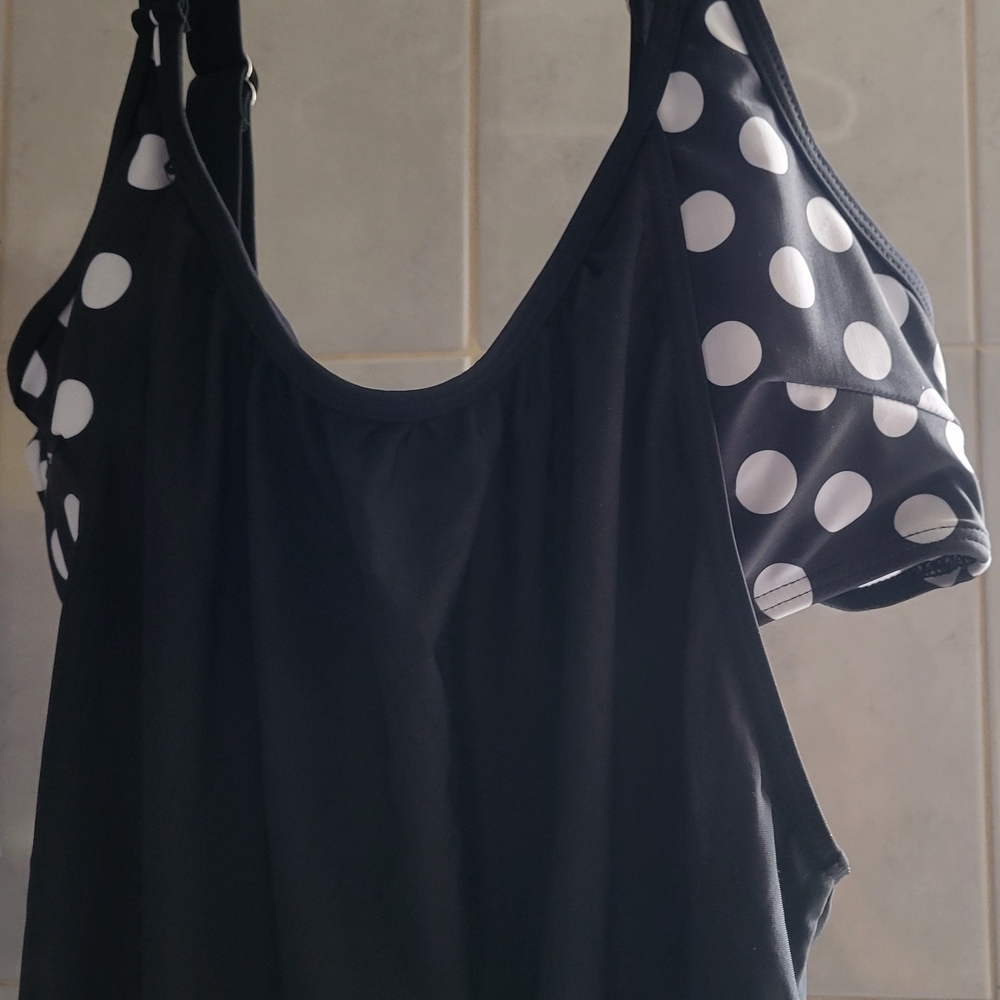 Black and White Polka Dot Swimsuit